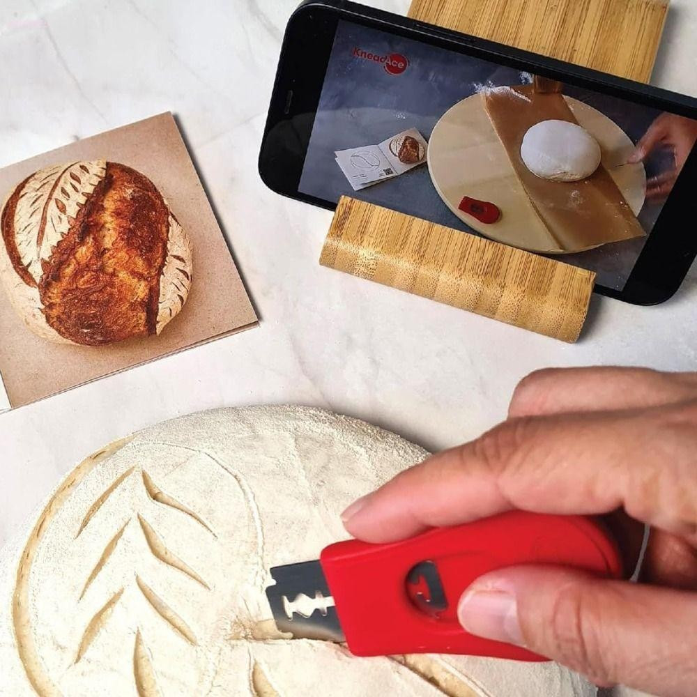 Cortador De Pão ADAMES 2 Peças , Com Massa Fermentada De Sub