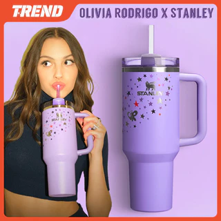 【 Ready Stock 】 Olivia Rodrigo Tumbler Com Cabo Xícara De Palha 40oz/1.18L Termos De Café De Alta Capacidade Matte 304 Canecas Em Aço Inoxidável Térmicas Para Carro A Vácuo Garrafa Térmica Copo