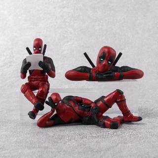 Kit De Garagem De Brinquedos Modelo Deadpool De Meio Corpo Decoração De Carros Bolo De Bonecas De Cartoon Sólido Ornamentos Decorativos