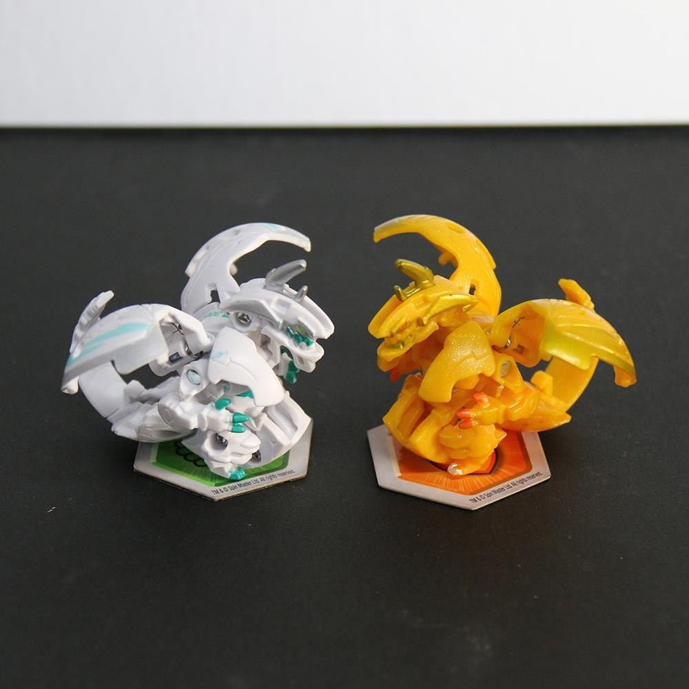 [Dragonoid] Bakugan Battle Planet Glod White Hyper Dragonoid Ultra Triangular Screw Com Código Modelo Colecionável Figur