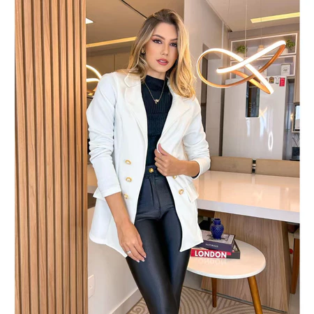 Blazer feminino alfaiataria com 06 botões 