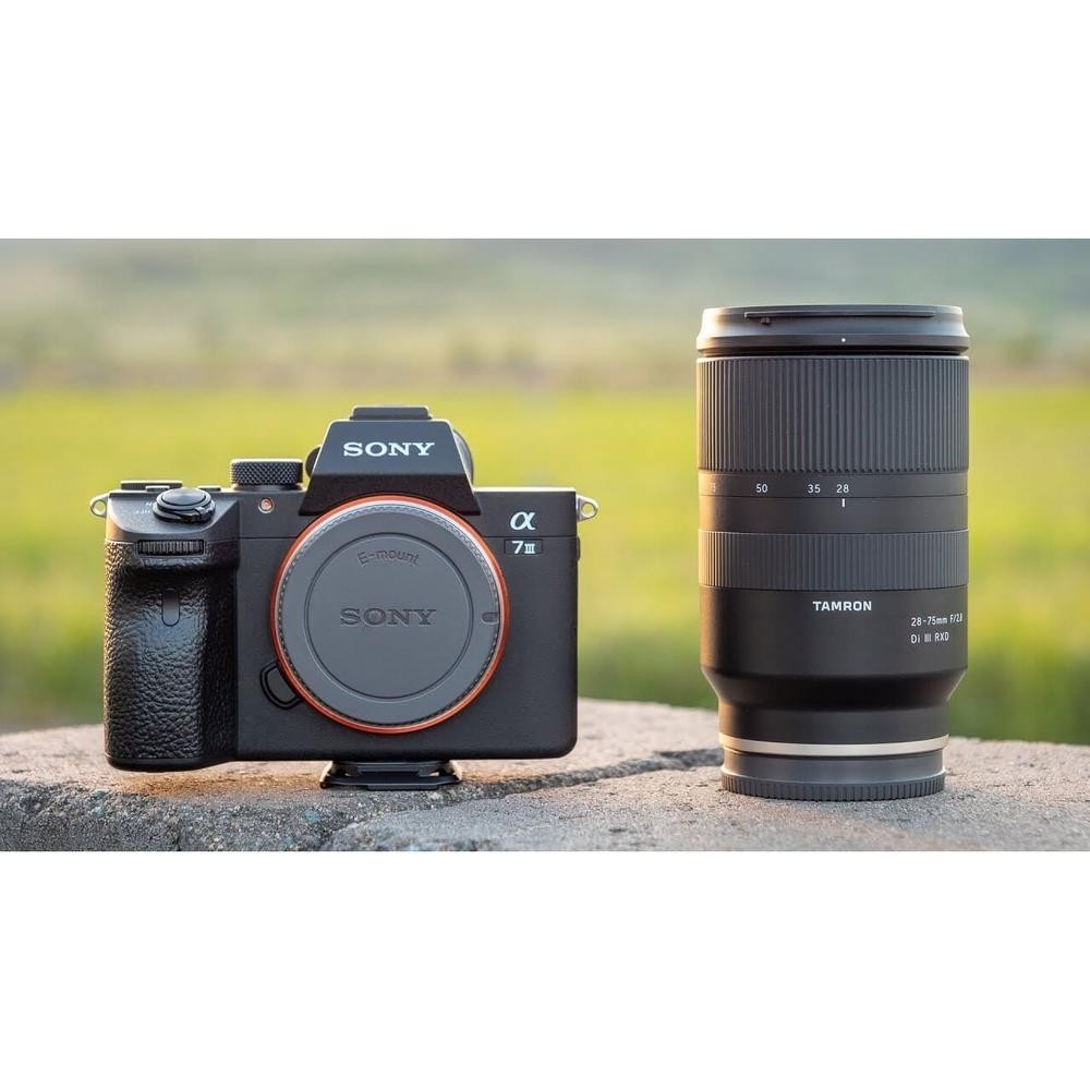 Kit Sony a7III Mirrorless 4k + Lente Tamron 28-75mm f/2.8 Di III