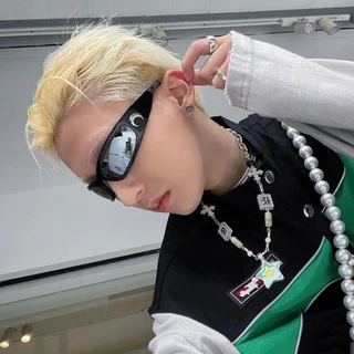 Y2k top INS New Moon Rectangular Sunglasses Trend Hip Hop Punk Sun Glasses Street Shooting Retro Sombra Para Homens E Mulheres