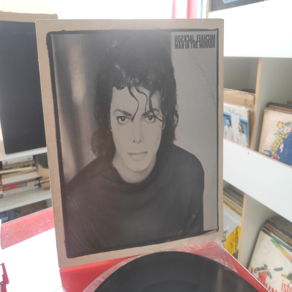 Man in the mirror single 12'' ótimo estado interprete Michael