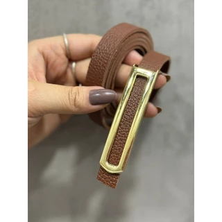 Cinto Feminino Fino Deborah Fivela Retangular Dourada