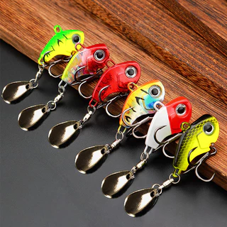 1Pc Vibração VIB De Metal Rotativo Colher De Isca De Pesca Jigs Truta De Inverno Iscas Duras Tackle