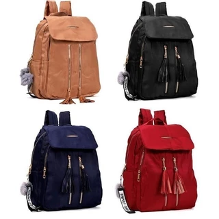 Mochila feminina Oxford com 4 compartimentos impermeável MARISA em Oferta na Shopee
