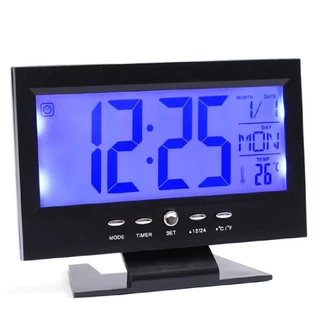 Relógio de Mesa Digital Prateado de LCD Com iluminação em LED