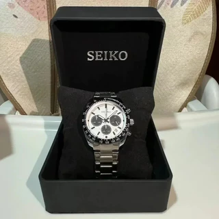 Novo Relógio quartz Seiko Panda Três Olhos Dial Cronógrafo Calendário Completo