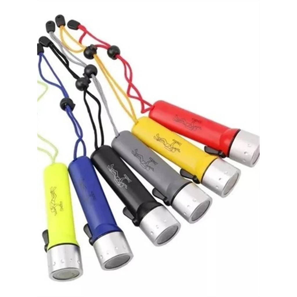 Lanterna De Mergulho Profissional Super Potente Led Cree*4 pilhas AAA ...