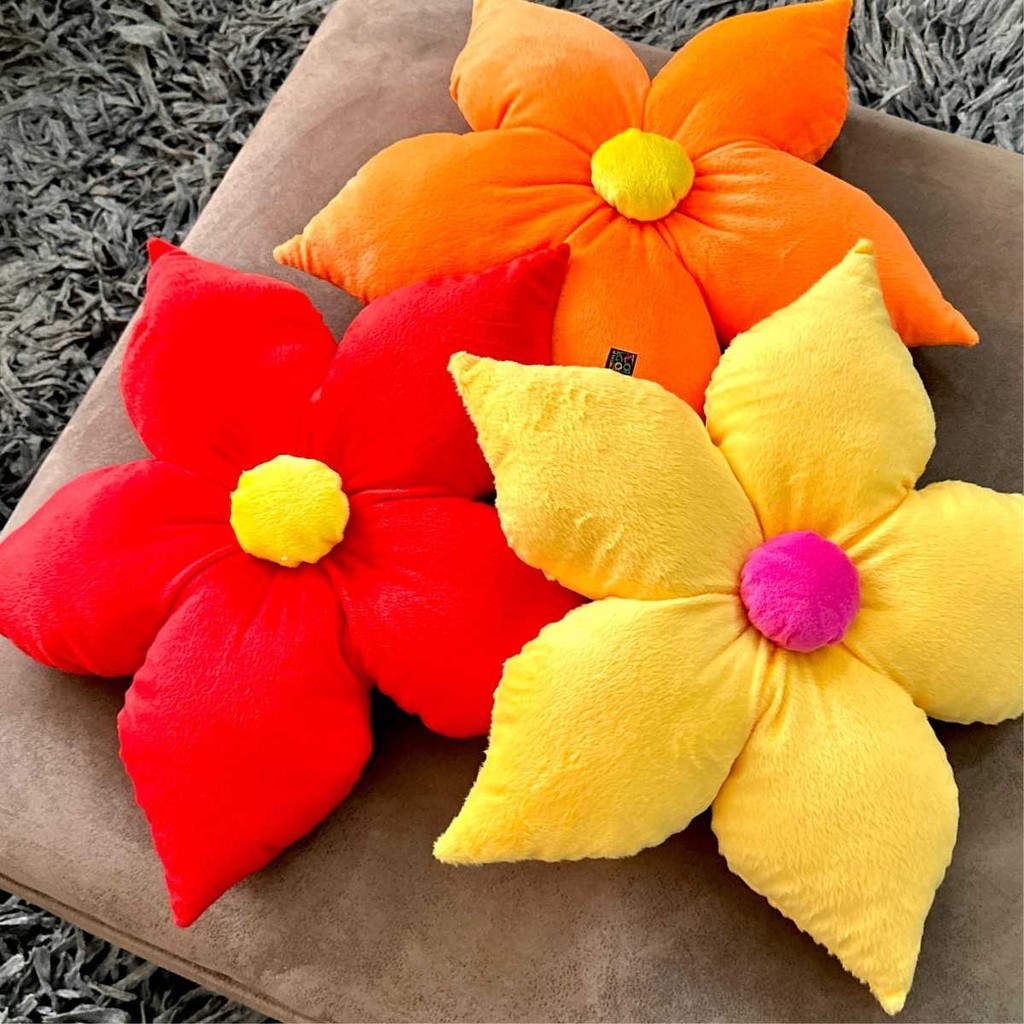 Kit Com 3 Almofada Flor De Pelúcia Margarida Decoração sofá Quarto Sala ...