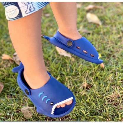 Papete babuche bebê baby shark crocs infantil tubarão promoção BS03
