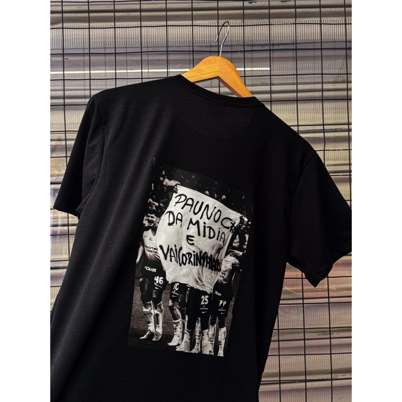 Camisa básica Corinthians com arte em DTF contra mídia