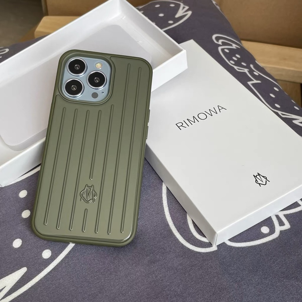 RIMOWA グリーン　iPhone16 pro用 スマホケース RIMOWA グリーン iPhone16 pro用 スマホケース RIMOWA(リモワ) iPhone