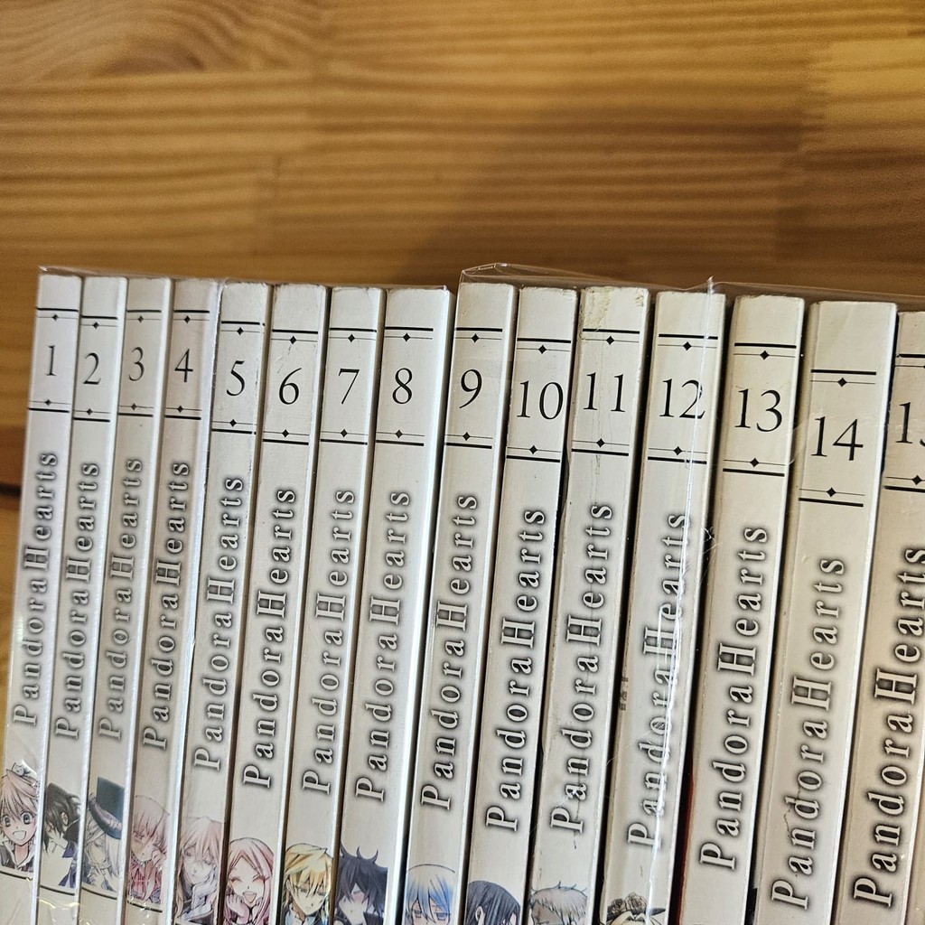 Pandora Hearts 1 ao 24 - Coleção Mangá Panini | Shopee Brasil
