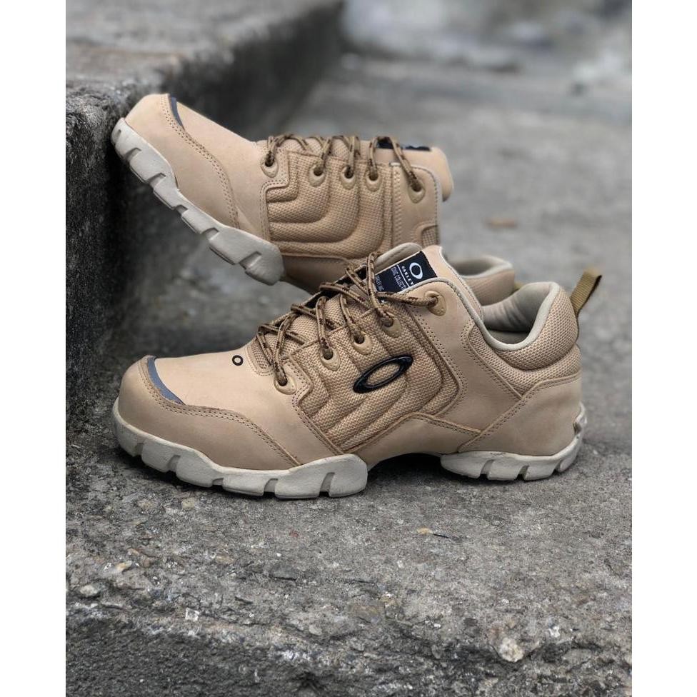 Bota Da Oakley Refletivel Couro Lançamento Rave | Shopee Brasil