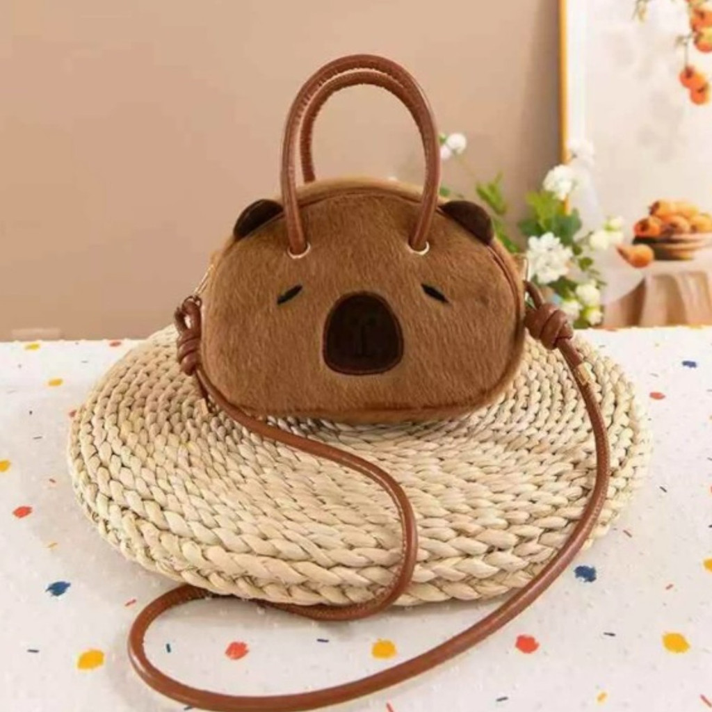 Bolsa Capivara Pelucia Macia C/ Alça Removível Bolsinha da Capybara ...