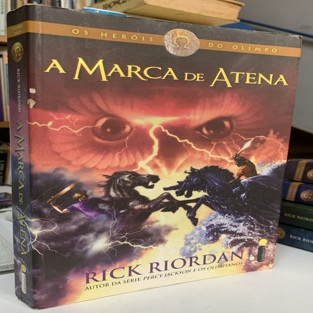 A MARCA DE ATENA - OS HERÓIS DO OLIMPO autor RICK RIORDAN | Shopee Brasil