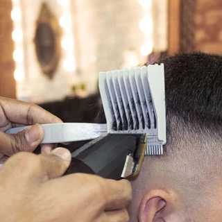 Pente Barber Degradê Curvo - Santa Clara