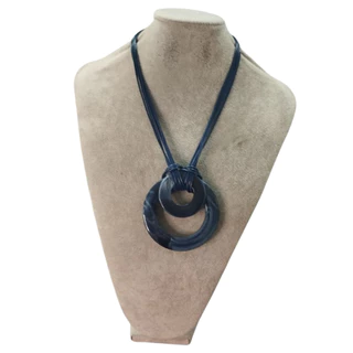 Colar Feminino Elegante Estilo Sofisticação Tendência Moscou