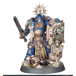 Captain with Relic Shield Warhammer 40k