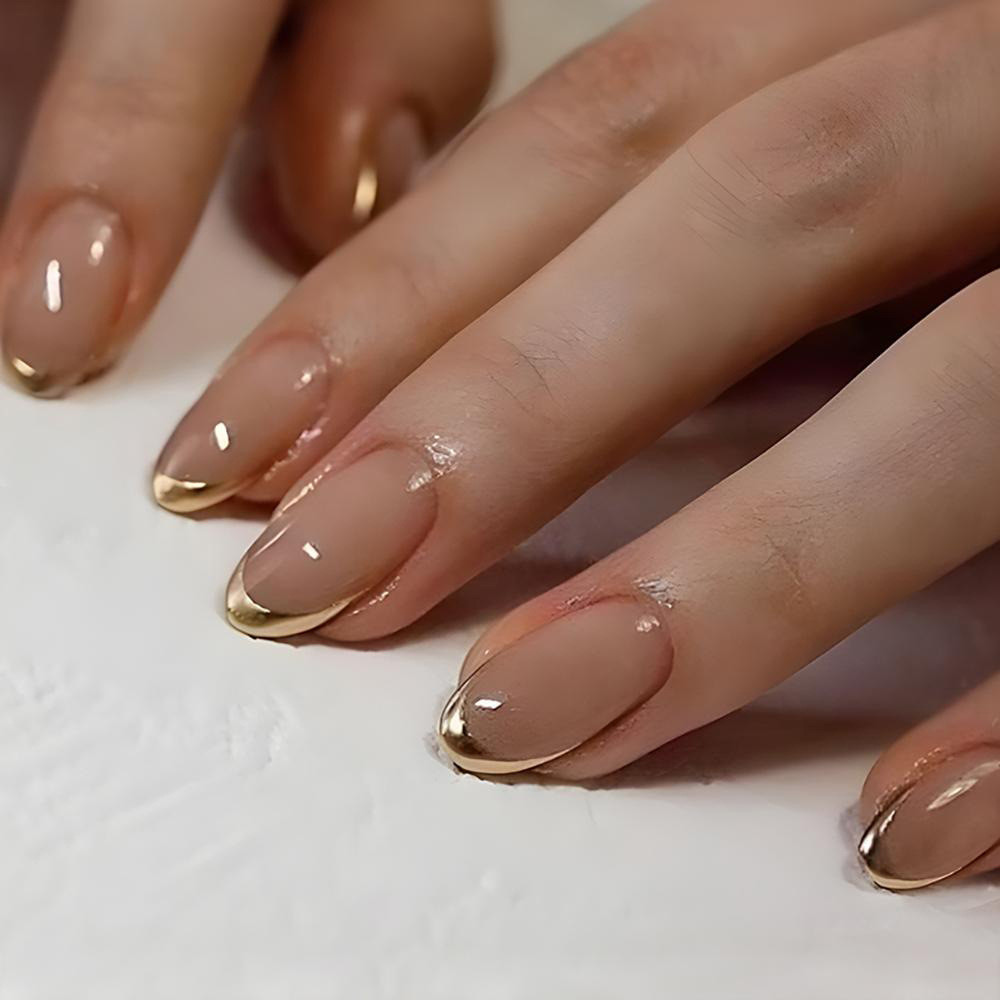 unha postiça amendoada realista francesinha Ovais unhas postiças ...