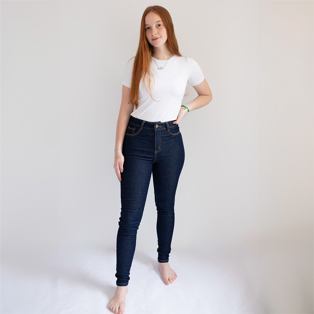 Calça Jeans Skinny Básica Escura