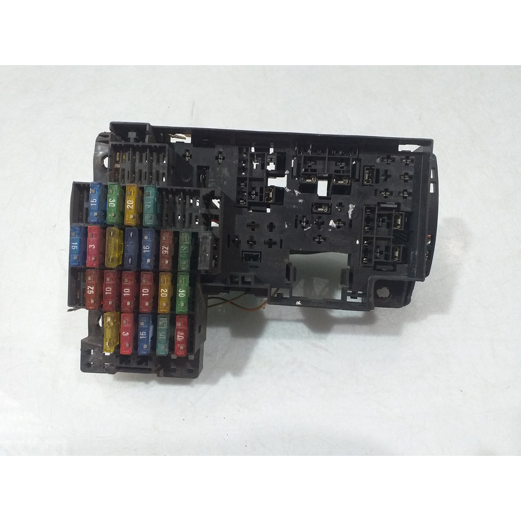 Caixa Fusíveis Ford Fiesta Zetec Rocam 2008 2012 6s6514401 | Shopee Brasil