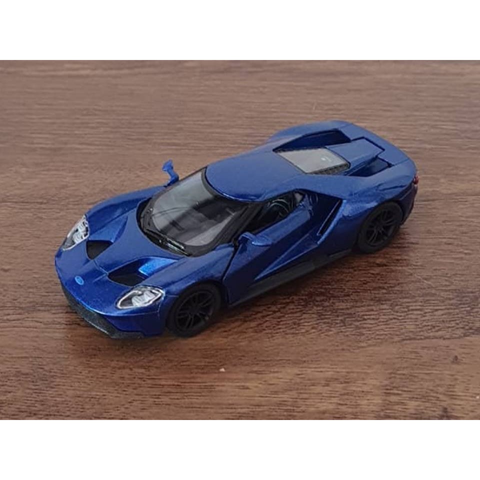 Miniatura Ford GT 2017 Kinsmart 1/38 Metal e Fricção Azul