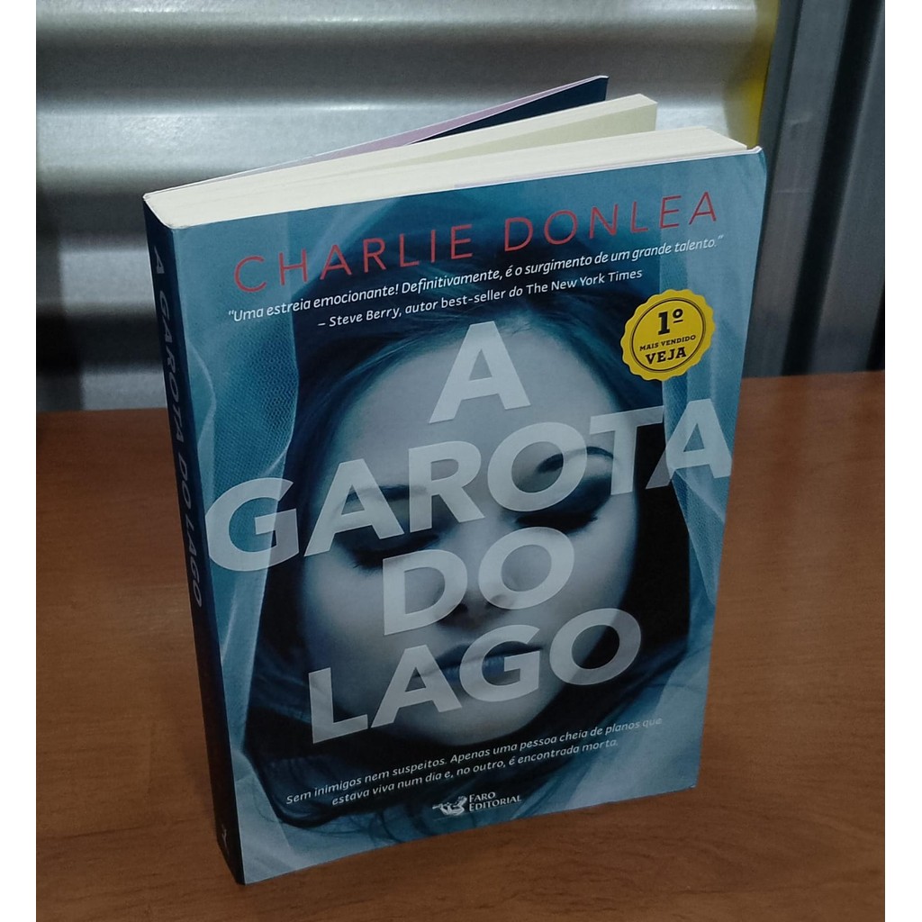 Livro A Garota do Lago Charlie Donlea | Shopee Brasil