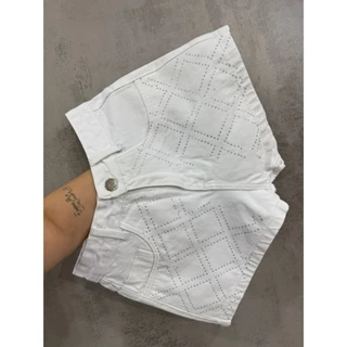 Short Branco Com Barra Detalhe Losango Em Strass Prata