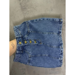 Saia Jeans Marmorizada De Barra Com Vários Botões