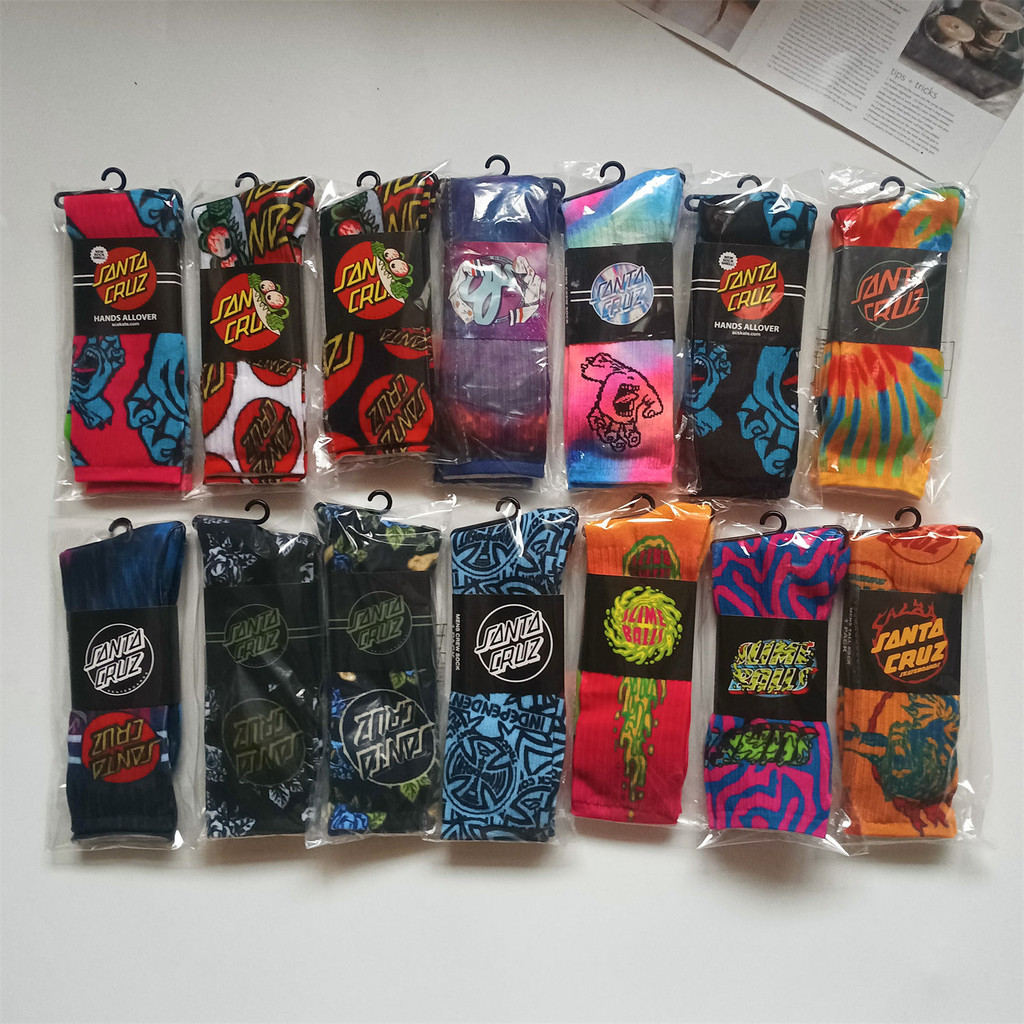 Meias de rua bordadas Retro Graffiti toalha inferior meias americanas na moda meias santa cooperação estilo fantasma mão