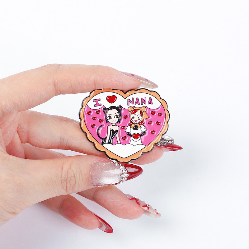 小物・アクセサリー nanairo Anime NANA Osaki Broche Pinos Bonito Rosa Coração Emblemas De
