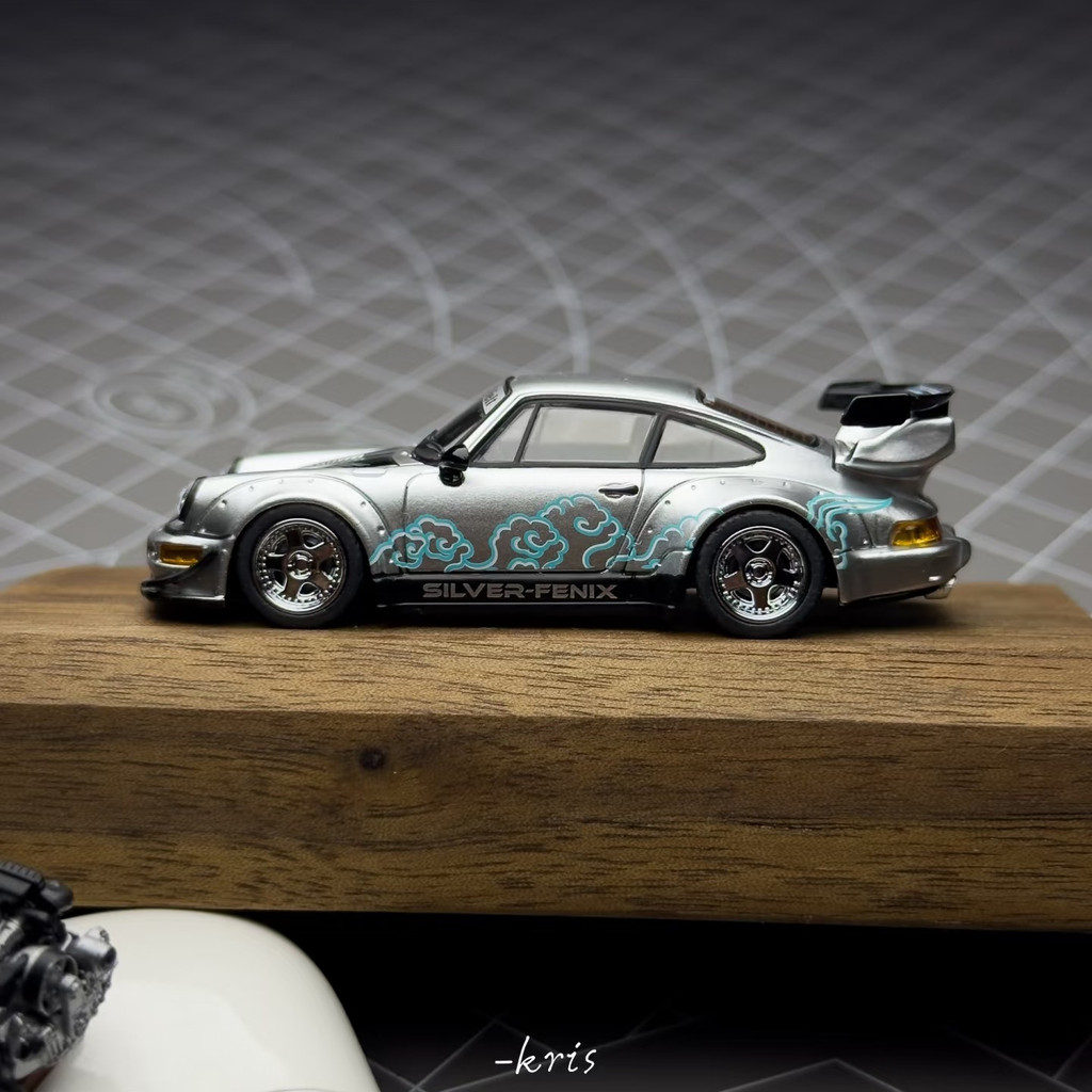 Motorhelix-MH 1/64 Porsche RWB 964 Silver Phoenix limited edition
