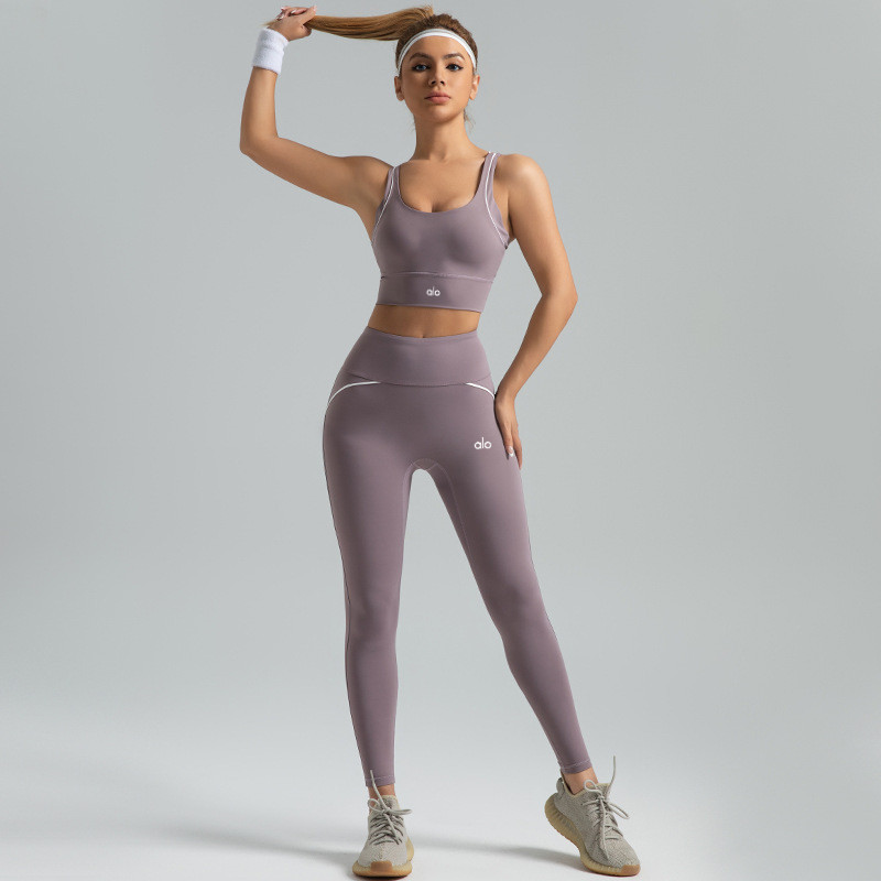 Line Feel Slim-fit Yoga Suit Terno esportivo de alta intensidade Yoga respirável de alta e...