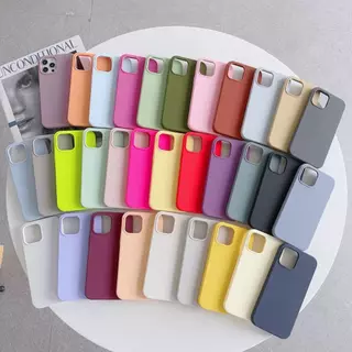 Kit 3 ou 5 Capas iPhone XR 11 12 13 14 15 16 17 18 Pro Max Silicone – Câmera Aberta Cores Aleatórias