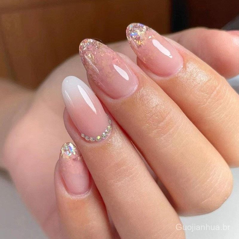 unha postiça decorada realista amendoada Com Diamantes Cola Gradiente ...