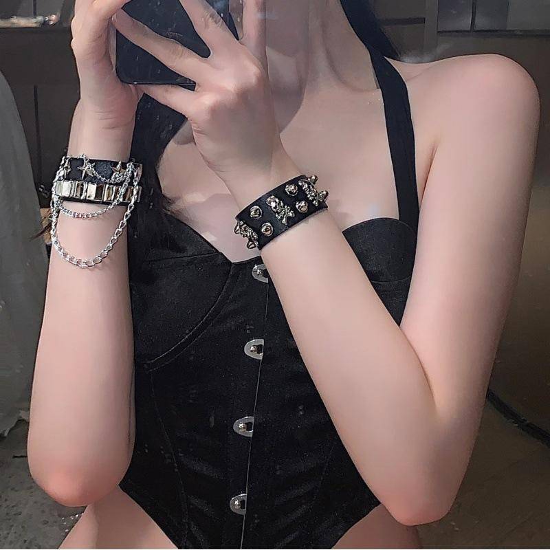 Scarlett] Pulseira Punk Gótica Com Caveira , Correntes De Metal