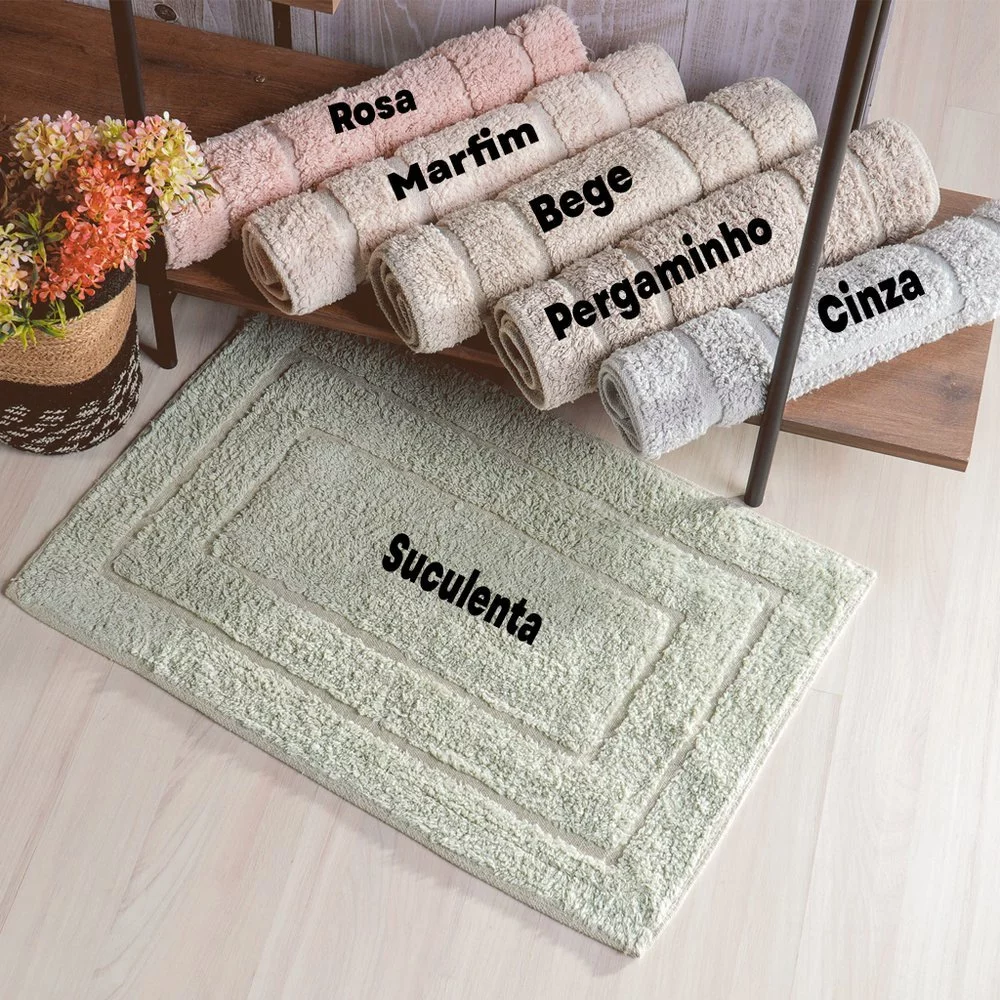 Conjunto de tapetes de banheiro Tessi enrolados e organizados por cor com seus respectivos nomes impressos na imagem