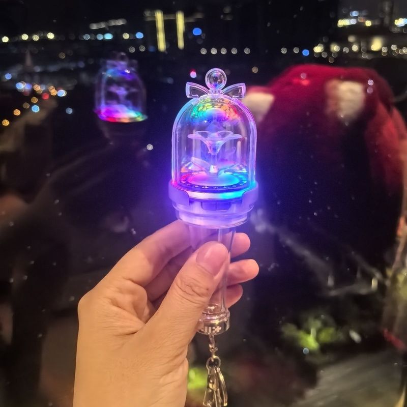 2026 Kpop ILLIT Mini Light Stick Chaveiros Criativos Luzes Laser
