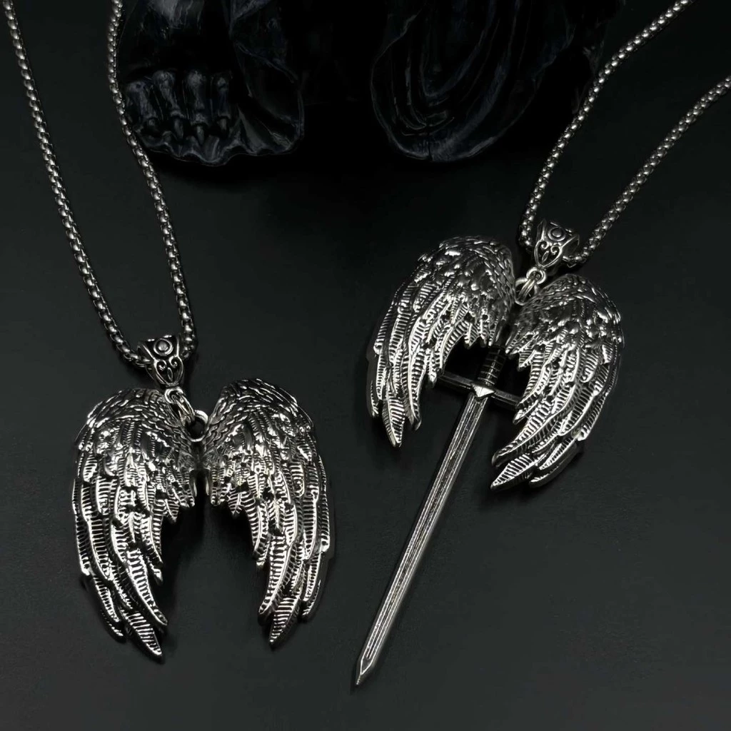 Colar Anjo Demônio e Espada