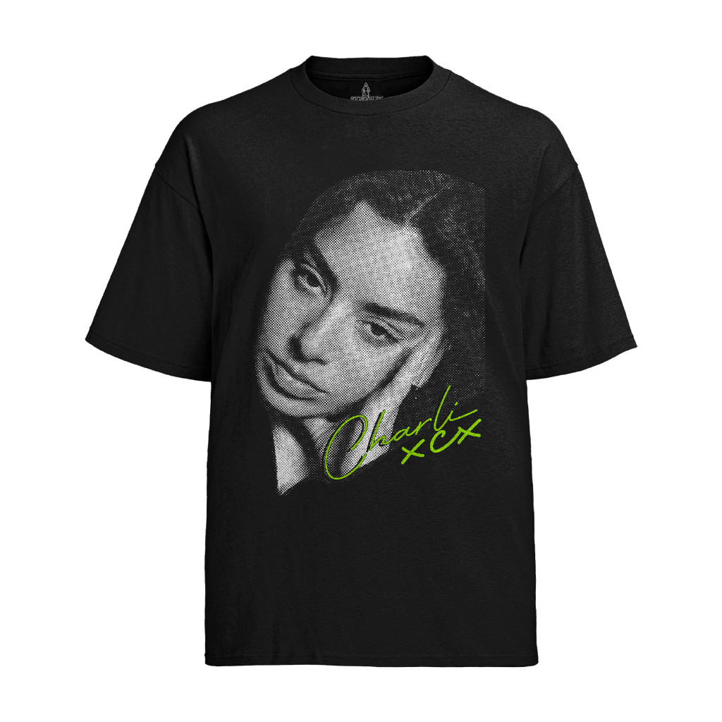 未使用新品 Charli XCXチャーリーXCX オフィシャルTシャツXXL charli xcx charli xcx em Promoção na Shopee Brasil 2026