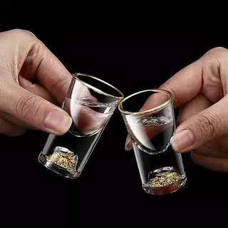 JIARN Luxo Cristal Vidro Vodka Saquê Shochu Barra De Licor Fundo Duplo Folha De Ouro Copo De Chá Presentes High-end Duro