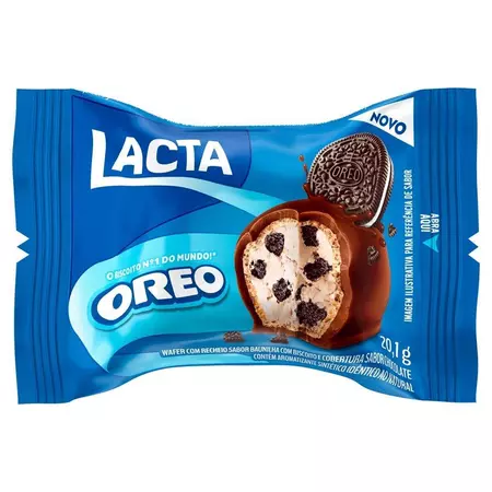 Unidade individual do bombom Lacta Oreo em embalagem azul com imagem ilustrativa do produto cortado ao meio