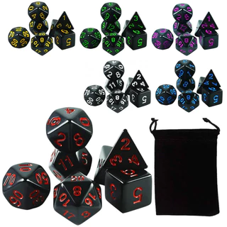 Conj. 7 Dados Pretos com Bolsa PROMO - Kit Para RPG DnD Pathfinder Várias Cores Dungeons and Dragons Jogos de Tabuleiro