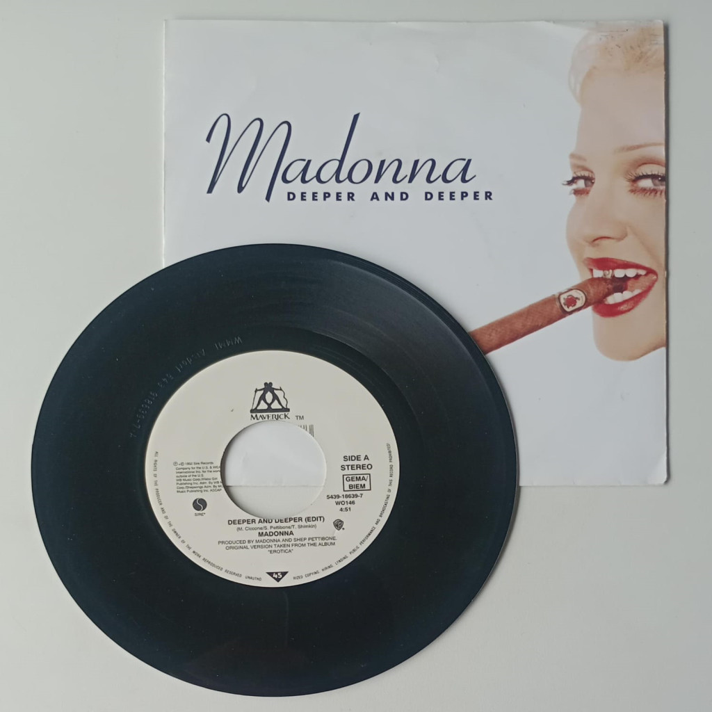 洋楽 Madonna Deeper and Deeper 8cmCD VINIL MADONNA DEEPER AND DEEPER [COMPACTO] | Shopee Brasil