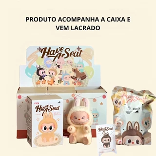 Chaveiro Lafufuu Boneco de Pelúcia Sentado com Caixa Surpresa Blind Box - 1ª/ 2ª /3ª Geração