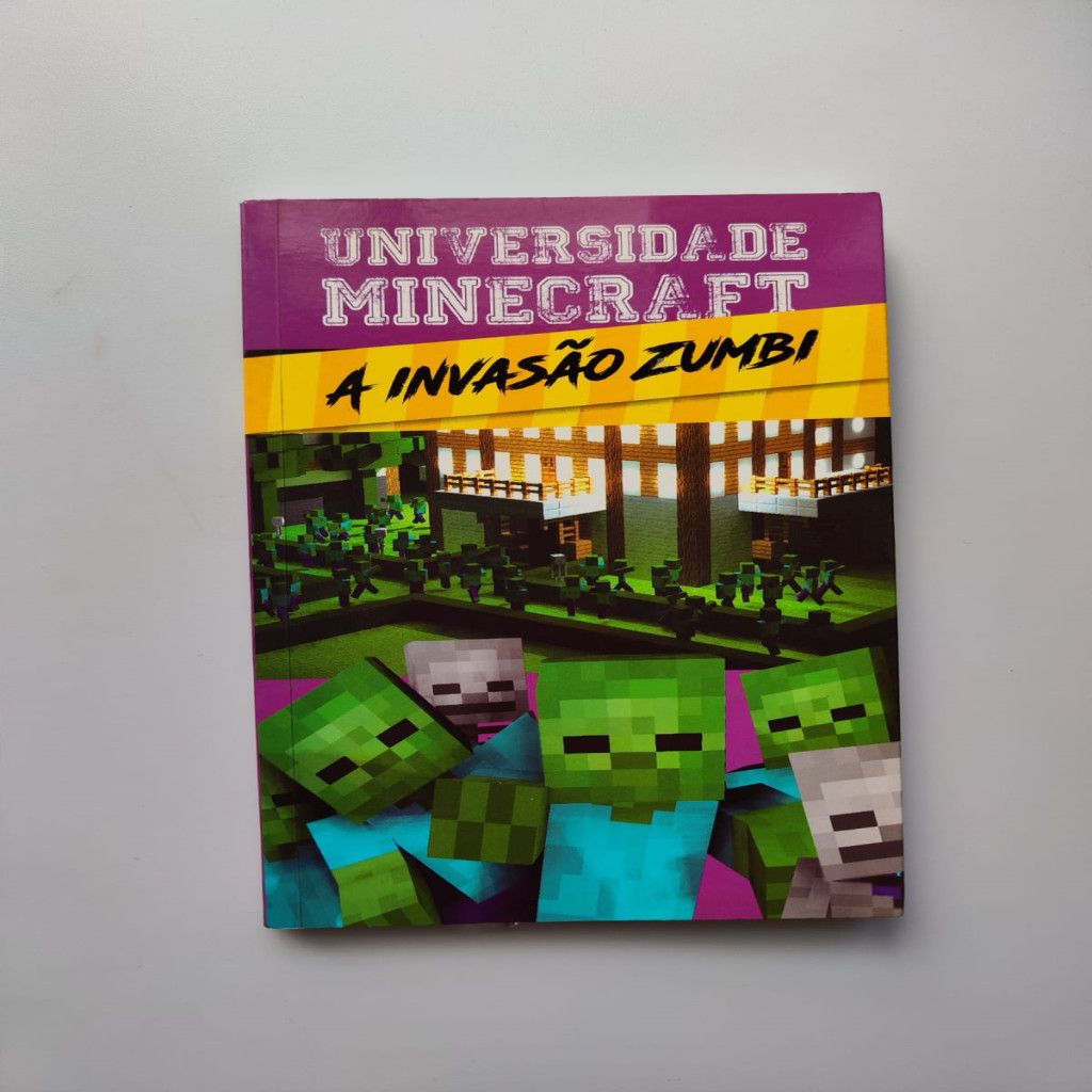 Universidade Minecraft - A invasão zumbi autor Winter Morgan | Shopee ...