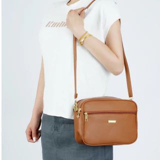 Bolsa de ombro feminina com zíper e compartimento duplo marisa em Oferta na Shopee